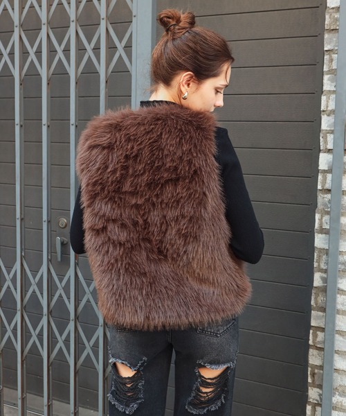 GLAMOROUS JANE（グラマラスジェーン）の「ファーベスト（ベスト