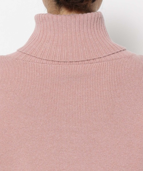 mysty woman（ミスティウーマン）の「パールボタンハイネックニット　995495（ニット/セーター・レディース・ブラック/オフホワイト/ライトピンク・FREE）」の12枚目の写真