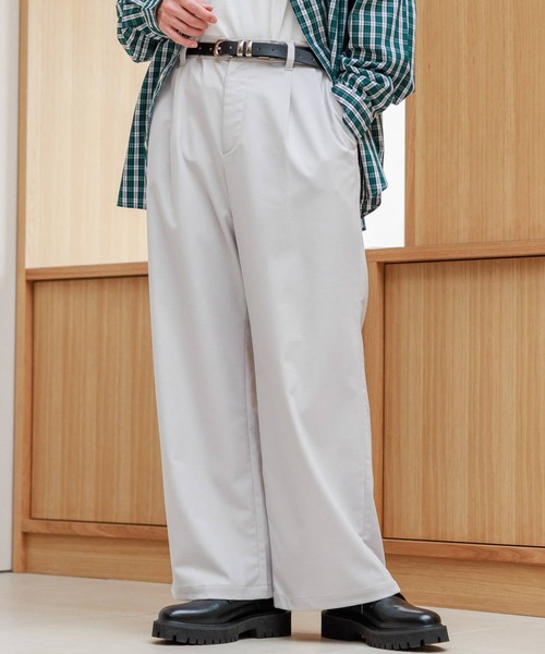 RAGEBLUE(レイジブルー)の「TR stretch tuck drape wide straight slacks / TRストレッチ/タックドレープワイドストレートスラックス(スラックス・メンズ・ブラック/ダークグリーン/ダークグレー/ホワイト・MEDIUM/LARGE/SMALL)」の2枚目の写真