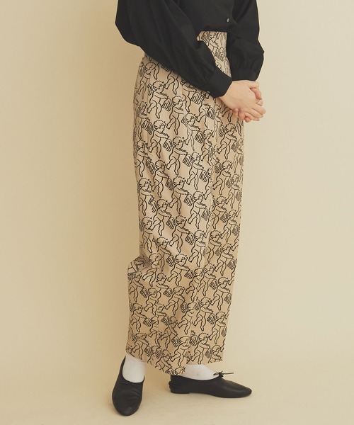 I am I in fact...（アイアムアイインファクト）の「ANGEL CHARM  2tuck pants（その他パンツ・レディース・ベージュ/ネイビー・FREE）」の14枚目の写真