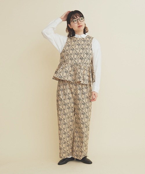 I am I in fact...（アイアムアイインファクト）の「ANGEL CHARM  2tuck pants（その他パンツ・レディース・ベージュ/ネイビー・FREE）」の11枚目の写真