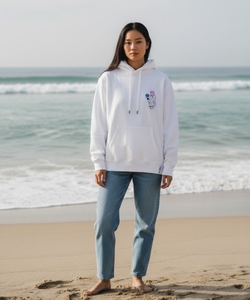 MALIBU SHIRTS(マリブシャツ)の「STANDARD Hoodie BSW Girl S(Tシャツ/カットソー・メンズ・ブラック/ホワイト・L/S/M)」の5枚目の写真