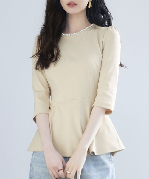 SAISON DE PAPILLON(セゾンドパピヨン)の「ペプラムデザインパール衿カットソー(Tシャツ/カットソー・レディース・ベージュ/ネイビー/グレー・M/L)」の5枚目の写真