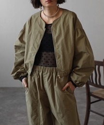 ドロストショート丈ブルゾン