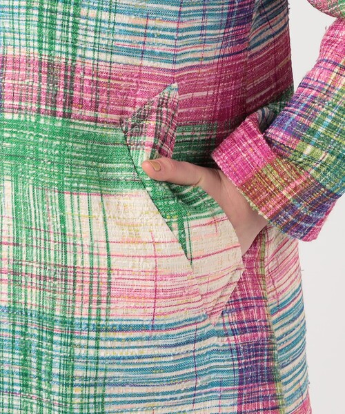 MACPHEE(マカフィー)の「オーバーチェックツイード ステンカラーコート(ステンカラーコート・レディース・ピンク系その他・36)」の2枚目の写真