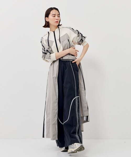 CITY TOKYO（シティトウキョウ）の「コンビネーションパーカースポーツドレス（ワンピース・レディース・グリーン/ホワイト・2/1）」の15枚目の写真