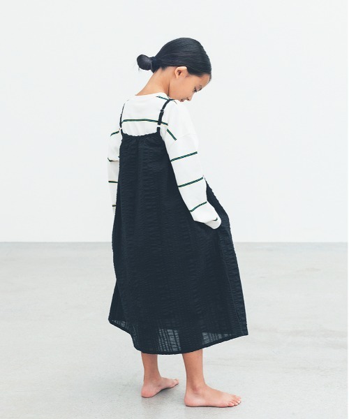 ooju（オージュ）の「【ooju】ボーダーロングTシャツ（Tシャツ/カットソー・キッズ・チャコールグレー/ホワイト/グリーン・1/2/3/4）」の8枚目の写真