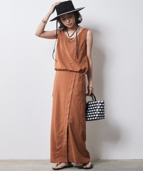 CHIC STYLE（シックスタイル）の「 レーヨン麻アウトポケットロングタイトスカート ＜大きいサイズ有＞シックスタイル（スカート・レディース・キャメル/ベージュ/チャコール・M/3L/LL/L/5L/4L）」の9枚目の写真