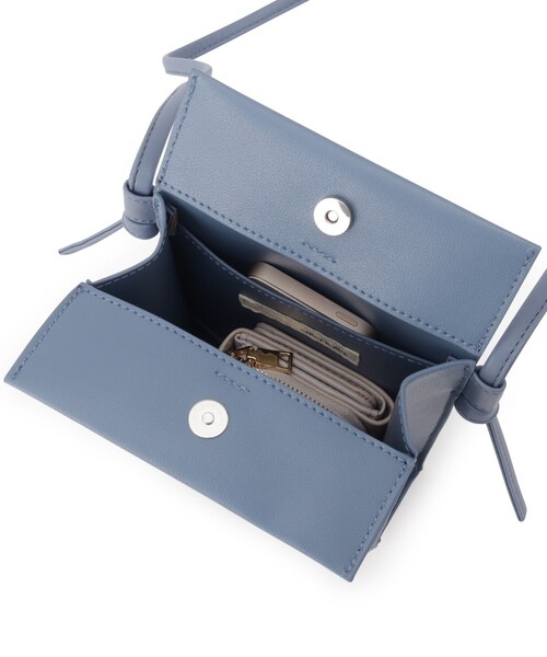 SHOO・LA・RUE（シューラルー）の「◆スクエアショルダーバッグ（ショルダーバッグ・レディース・ブラック/シルバー/アイボリー/ブルー・00）」の14枚目の写真