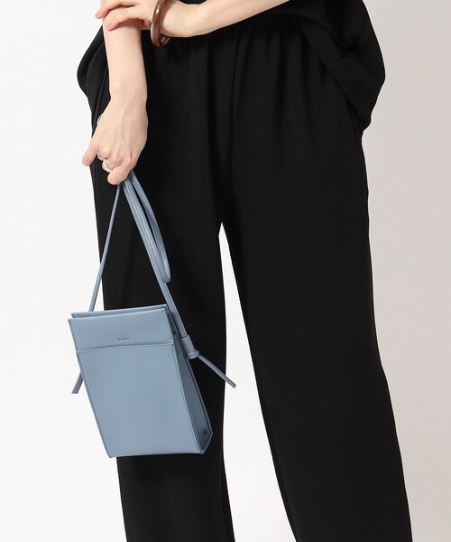 SHOO・LA・RUE（シューラルー）の「◆スクエアショルダーバッグ（ショルダーバッグ・レディース・ブラック/シルバー/アイボリー/ブルー・00）」の20枚目の写真