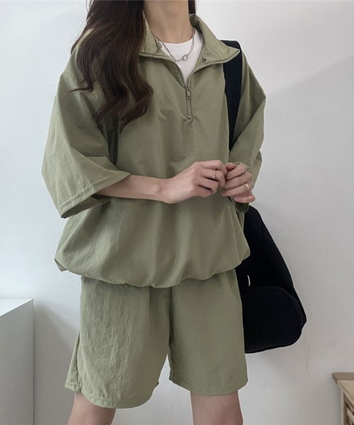 N.s（エヌドットエス）の「ハーフジップトップス＋ショートパンツセットアップ（セットアップ・レディース・グリーン/グレー/ピンク/ブラック・FREE）」の10枚目の写真