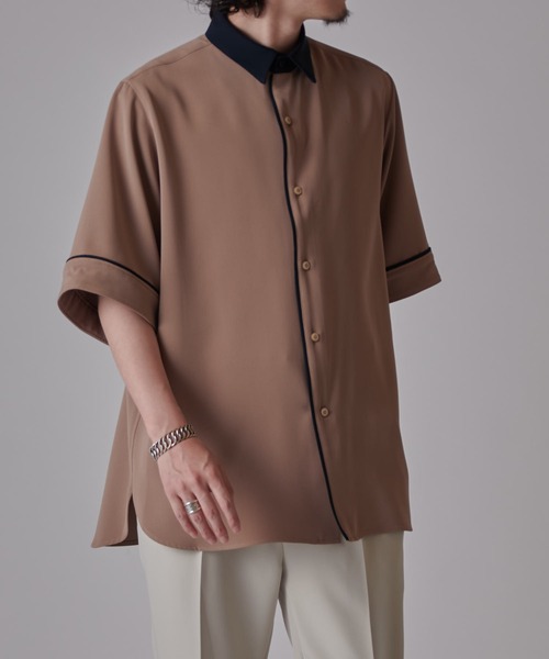 Lui's（ルイス）の「パイピングクレリック半袖シャツ（シャツ/ブラウス・メンズ・グレー/ベージュ/ホワイト・S/M）」の3枚目の写真