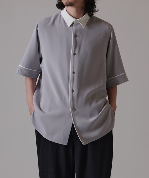 Lui's（ルイス）の「パイピングクレリック半袖シャツ（シャツ/ブラウス・メンズ・グレー/ベージュ/ホワイト・S/M）」の11枚目の写真