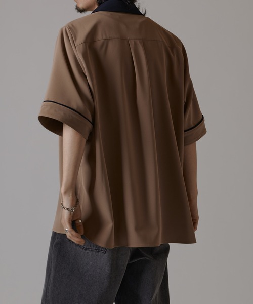 Lui's（ルイス）の「パイピングクレリック半袖シャツ（シャツ/ブラウス・メンズ・グレー/ベージュ/ホワイト・S/M）」の7枚目の写真