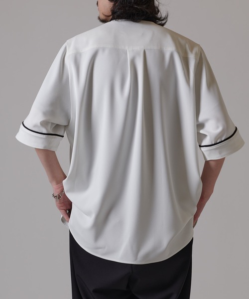 Lui's（ルイス）の「パイピングクレリック半袖シャツ（シャツ/ブラウス・メンズ・グレー/ベージュ/ホワイト・S/M）」の18枚目の写真