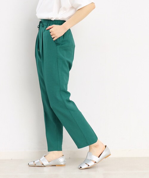 THE SHOP TK (ザ ショップ ティーケー )の「◆【美脚に魅せる】モノフィラジョグテーパードパンツ/洗濯機OK(その他パンツ・レディース・ベージュ/ブラック/ナチュラル/グリーン・14/13/12/10/11)」の17枚目の写真