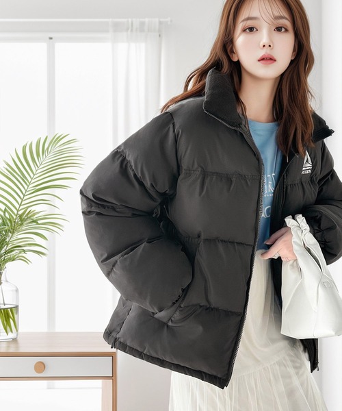 classicalelf（クラシカルエルフ）の「軽くて暖かい真冬の味方。中綿フェイクダウンオーバーサイズジャケット（ダウンジャケット/コート・レディース・ベージュ/ホワイト系その他/ブラック・LARGE/MEDIUM/SMALL/X-LARGE）」の11枚目の写真