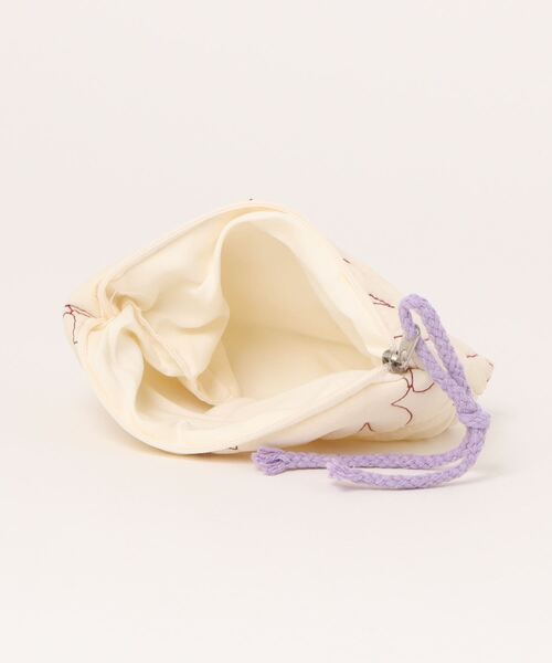 TONE SELECT GOODS（トーンセレクトグッズ）の「【float】うさぎ ラビット エンボス マルチポーチ(タッセル付き)（ポーチ・レディース・レッド/クリーム・FREE）」の5枚目の写真