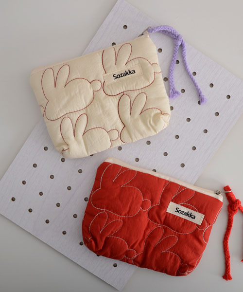 TONE SELECT GOODS（トーンセレクトグッズ）の「【float】うさぎ ラビット エンボス マルチポーチ(タッセル付き)（ポーチ・レディース・レッド/クリーム・FREE）」の6枚目の写真