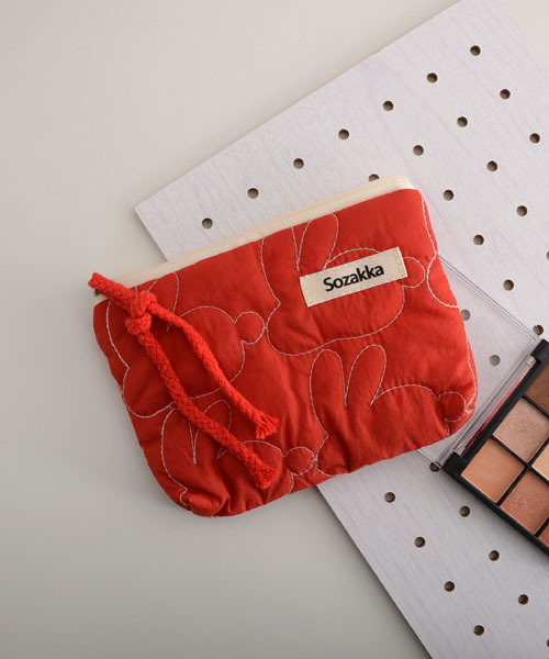 TONE SELECT GOODS（トーンセレクトグッズ）の「【float】うさぎ ラビット エンボス マルチポーチ(タッセル付き)（ポーチ・レディース・レッド/クリーム・FREE）」の9枚目の写真