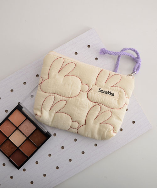 TONE SELECT GOODS（トーンセレクトグッズ）の「【float】うさぎ ラビット エンボス マルチポーチ(タッセル付き)（ポーチ・レディース・レッド/クリーム・FREE）」の7枚目の写真