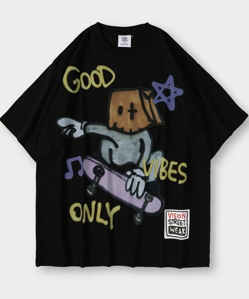 VISION STREET WEAR(ヴィジョンストリートウェア)の「【VISION STREET WEAR/ヴィジョンストリートウェア】guernika(ゲルニカ)コラボ 半袖Tシャツ バックプリント オーバーサイズ(Tシャツ/カットソー・メンズ・ホワイト/ブラック/レッド/ホワイト系その他/ブラック系その他/ホワイト系その他2/ブラック系その他2・M/L/XL)」の4枚目の写真