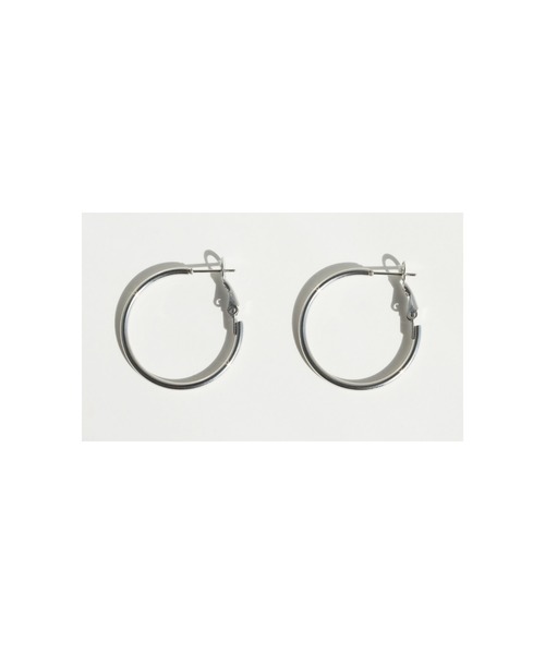 abaskdesign(アバスクデザイン)の「金属アレルギー対応 選べるサイズ シンプルフープステンレスピアス(ピアス(両耳用)・レディース・シルバー/ゴールド/シルバー系その他/ゴールド系その他・MEDIUM/LARGE)」の15枚目の写真