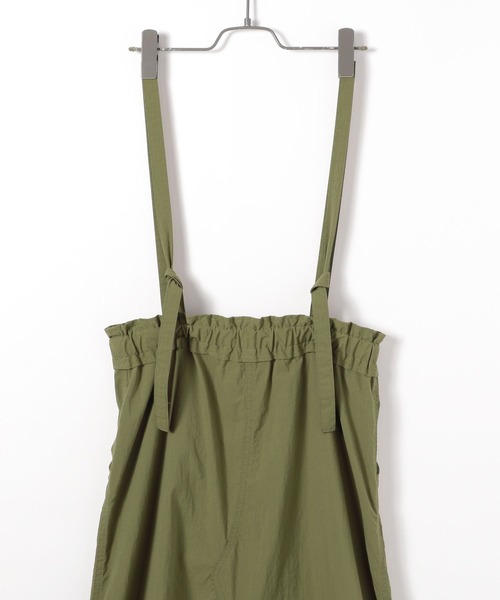 BAYFLOW（ベイフロー）の「[2WAYデザイン]ウエストギャザージャンパースカート（ジャンパースカート・レディース・ブラック/インディゴブルー/カーキ・SMALL/MEDIUM）」の17枚目の写真