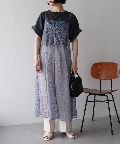 earth music&ecology（アースミュージックアンドエコロジー）の「チュールレースレイヤードキャミドレ（ワンピース・レディース・アイボリー/ブラック/グレイッシュブルー・FREE）」の7枚目の写真