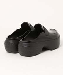 crocs（クロックス）の「ストンプ ハイシャイン ローファー