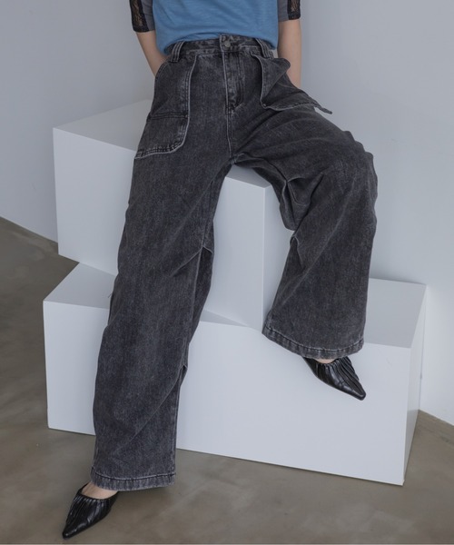 VACANCY（ヴァカンシー）の「デニムタックカーゴパンツ（デニムパンツ・レディース・ホワイト/ブラック/ブルー・SMALL/LARGE/MEDIUM）」の16枚目の写真