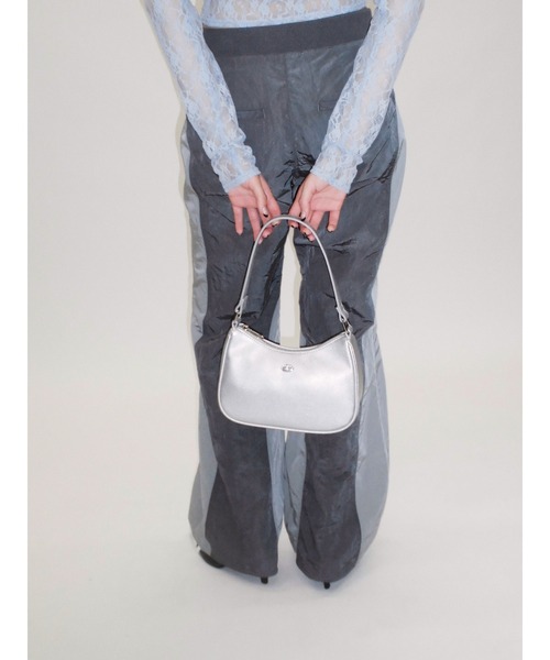 LAGUA GEM(ラグアジェム)の「METAL MOTIF バッグ(ショルダーバッグ・レディース・ホワイト/ブラック/シルバー・FREE)」の19枚目の写真