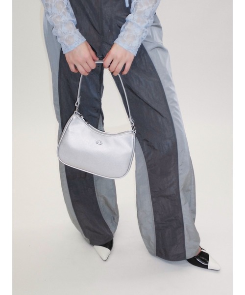 LAGUA GEM(ラグアジェム)の「METAL MOTIF バッグ(ショルダーバッグ・レディース・ホワイト/ブラック/シルバー・FREE)」の16枚目の写真