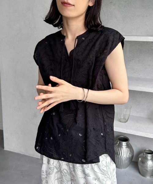 Doux archives（ドゥアルシーヴ）の「レースフレンチスリーブブラウス（シャツ/ブラウス・レディース・ピンク/ブラック/ホワイト・FREE）」の3枚目の写真