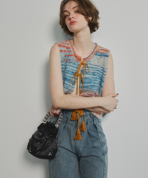 Unitage（ユニテージ）の「ブークレグラデーションニットベスト（ベスト・レディース・グレー/ブルー・FREE）」の4枚目の写真