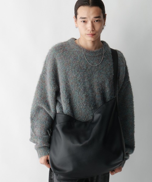 RAGEBLUE（レイジブルー）の「シンセティックレザー/ラージショルダーバッグ（ショルダーバッグ・メンズ・ブラック・FREE）」の6枚目の写真