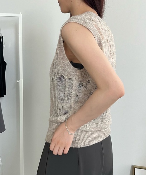 bita.(ビタ)の「ダメージシアーニットベスト(ベスト・レディース・ブラック/ベージュ・FREE)」の21枚目の写真
