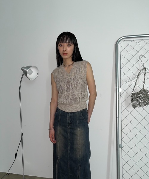 bita.(ビタ)の「ダメージシアーニットベスト(ベスト・レディース・ブラック/ベージュ・FREE)」の11枚目の写真