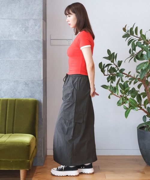 3.3 Field Trip （3.3フィールドトリップ）の「3.3 Field Trip／ナイロンカーゴロングスカート（スカート・レディース・チャコール/ブラック・FREE）」の13枚目の写真