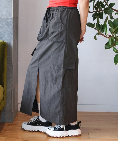 3.3 Field Trip （3.3フィールドトリップ）の「3.3 Field Trip／ナイロンカーゴロングスカート（スカート・レディース・チャコール/ブラック・FREE）」の17枚目の写真