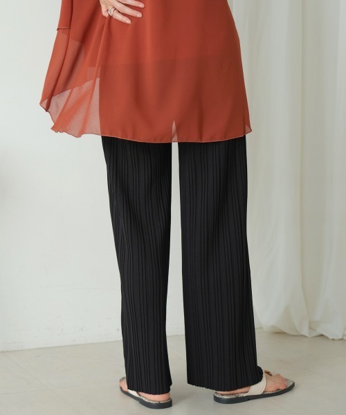 Bou Jeloud（ブージュルード）の「プリーツパンツ（その他パンツ・レディース・オフホワイト/ブラック/グレイッシュベージュ・M）」の21枚目の写真