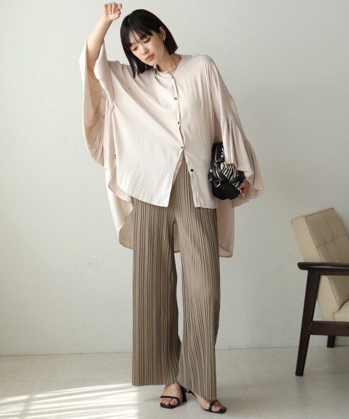 Bou Jeloud（ブージュルード）の「プリーツパンツ（その他パンツ・レディース・オフホワイト/ブラック/グレイッシュベージュ・M）」の17枚目の写真