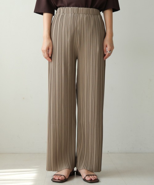 Bou Jeloud（ブージュルード）の「プリーツパンツ（その他パンツ・レディース・オフホワイト/ブラック/グレイッシュベージュ・M）」の8枚目の写真