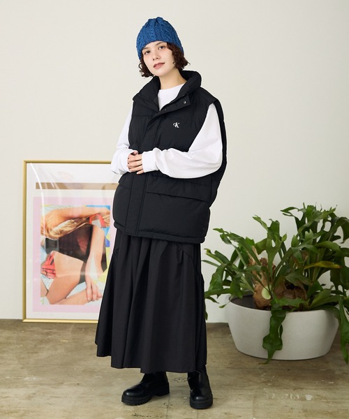 Calvin Klein(カルバン・クライン)の「Calvin Klein/カルバンクライン AR- ESSENTIALS DOWN VEST ベスト(ダウンベスト・メンズ・ブラック・M/S/L)」の14枚目の写真