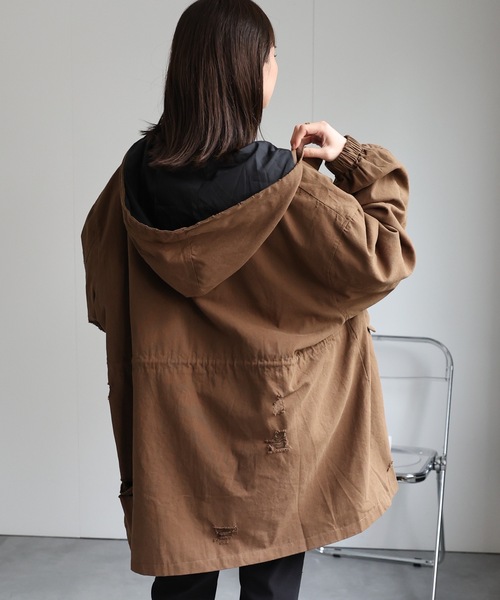 CREARE -LINO-（クレアーレリノ）の「＜ユニセックス＞ダメージ加工ミリタリーコート/フード付き/微起毛（その他アウター・レディース・ブラウン/アイボリー・FREE）」の22枚目の写真