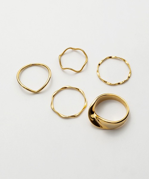 ciite'(シーテ)の「ねじれリング 5セット / five ring set(リング・レディース・ゴールド/シルバー・FREE)」の1枚目の写真