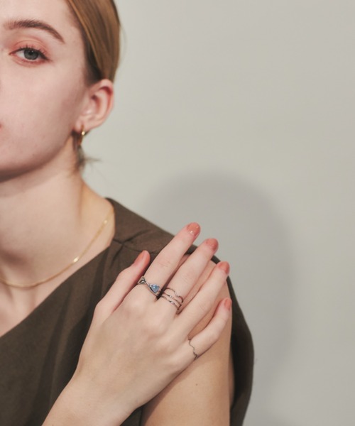 ciite'(シーテ)の「ねじれリング 5セット / five ring set(リング・レディース・ゴールド/シルバー・FREE)」の12枚目の写真