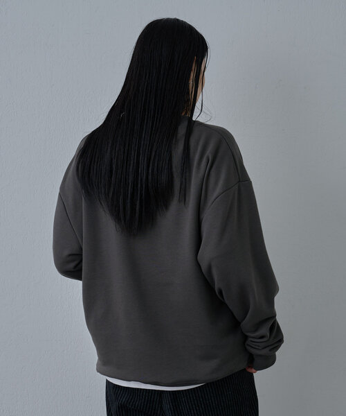 COLONY 2139(コロニートゥーワンスリーナイン)の「シグネチャー刺繍スウェットプルオーバー(Tシャツ/カットソー・メンズ・チャコールグレー/ブラック・LARGE/MEDIUM)」の12枚目の写真