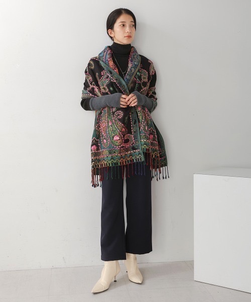 Bou Jeloud(ブージュルード)の「インド刺繍ストール(ストール/ショール・レディース・グリーン/ベージュ/イエロー/ネイビー・フリ-)」の9枚目の写真