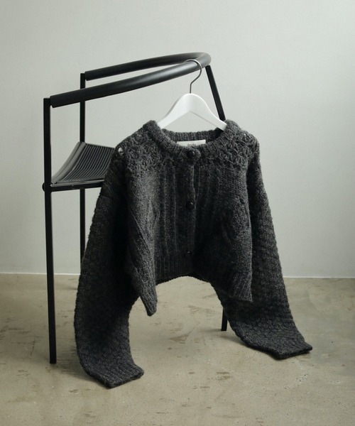 anuke（アンヌーク）の「Cable Knit Cardigan（カーディガン/ボレロ